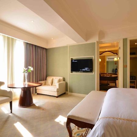 Urban Island Hotel Shanghai Exterior photo